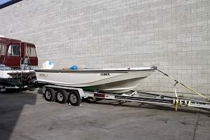 whaler27_resize.JPG